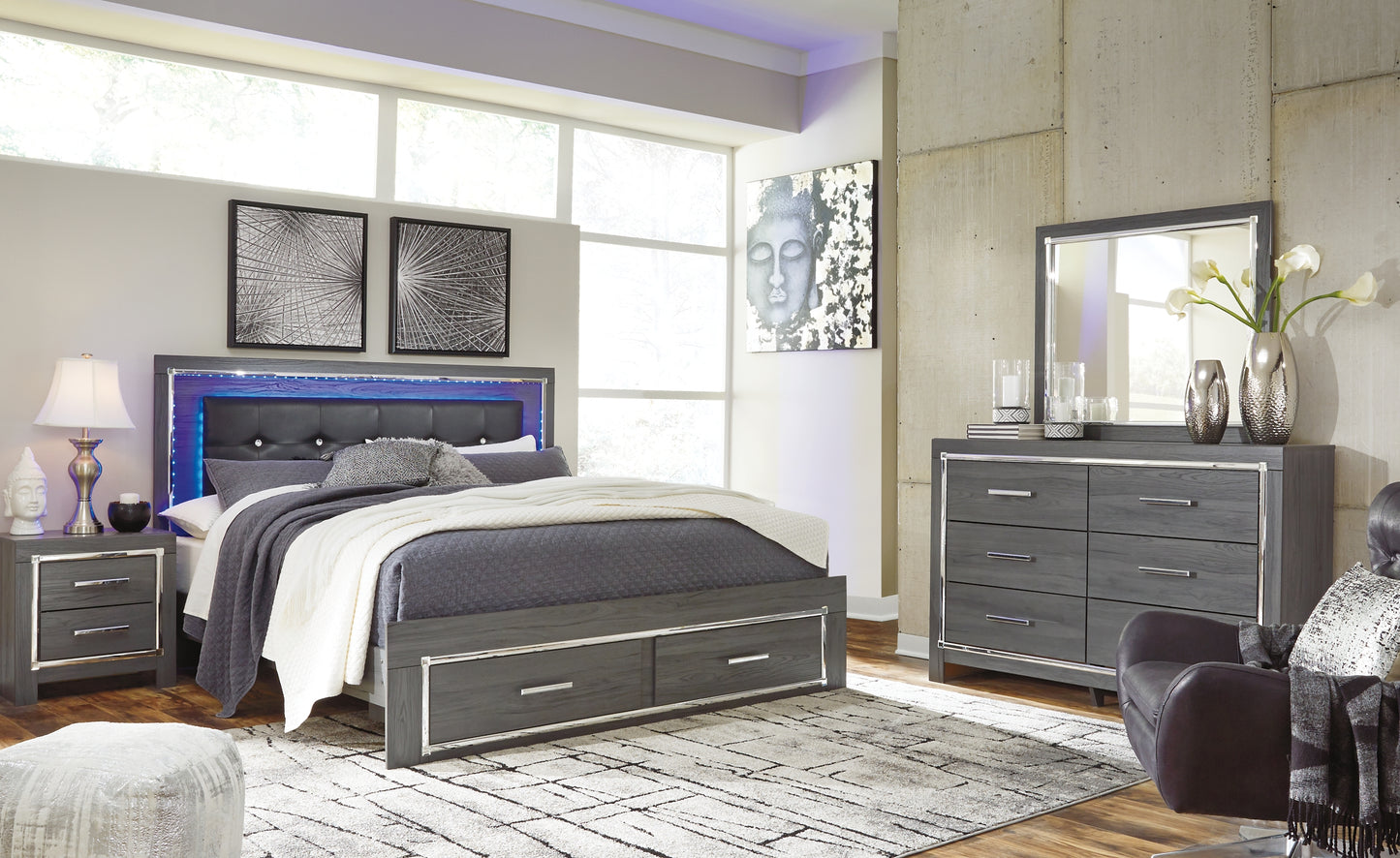 Lodanna Panel Bed With 2 Storage Drawers With Mirrored Dresser