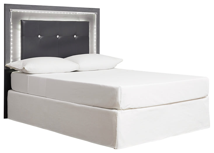 Lodanna King/California King Upholstered Panel Headboard with Mirrored Dresser